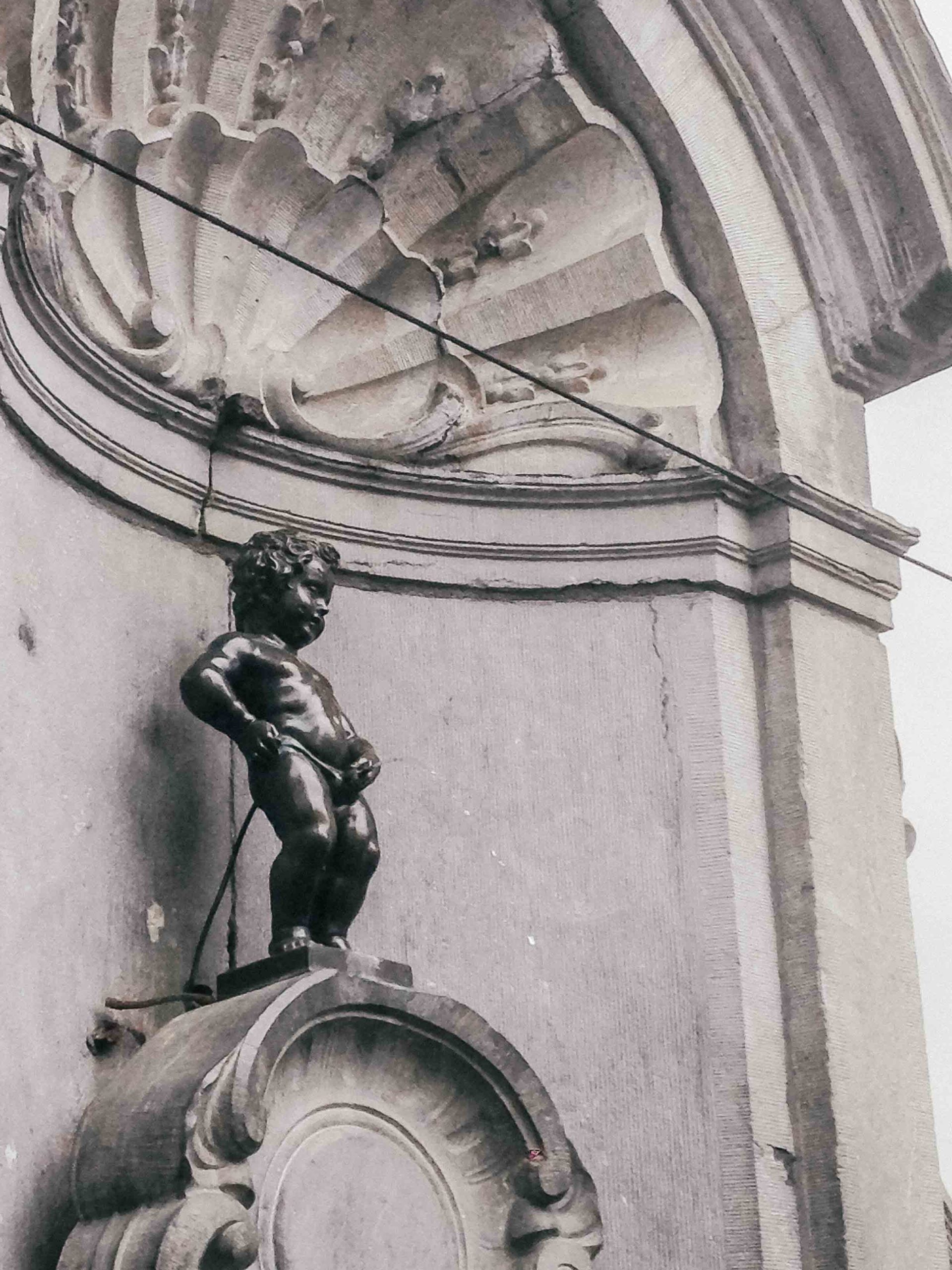 The Manneken Pis, one of the must-see in Brussels