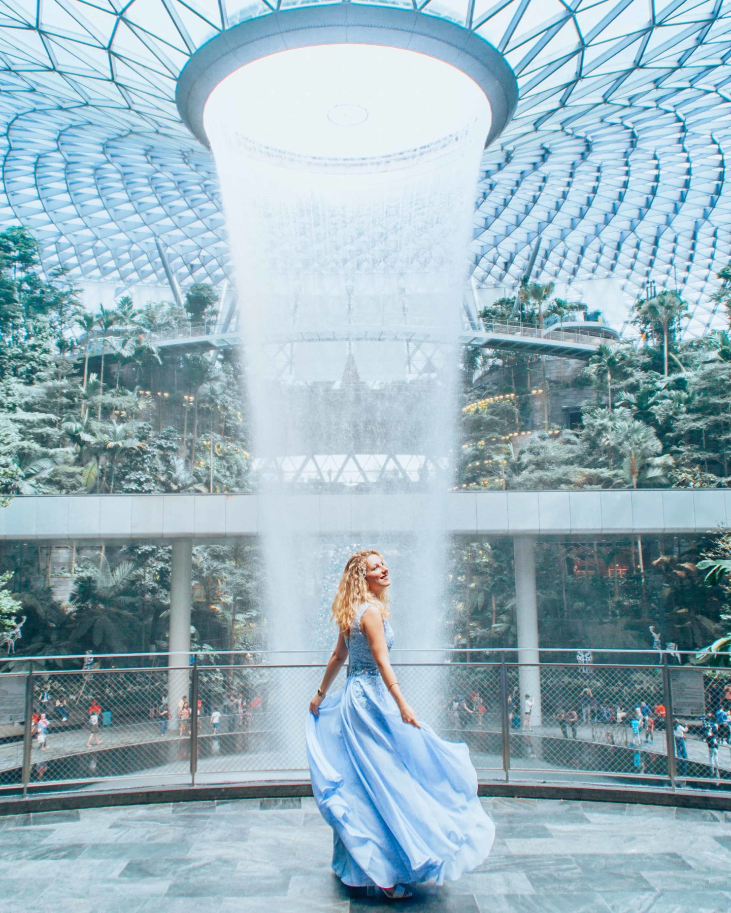 Changi airport waterfall, Jewel Rain Vortex, instagrammable spot in Singapore