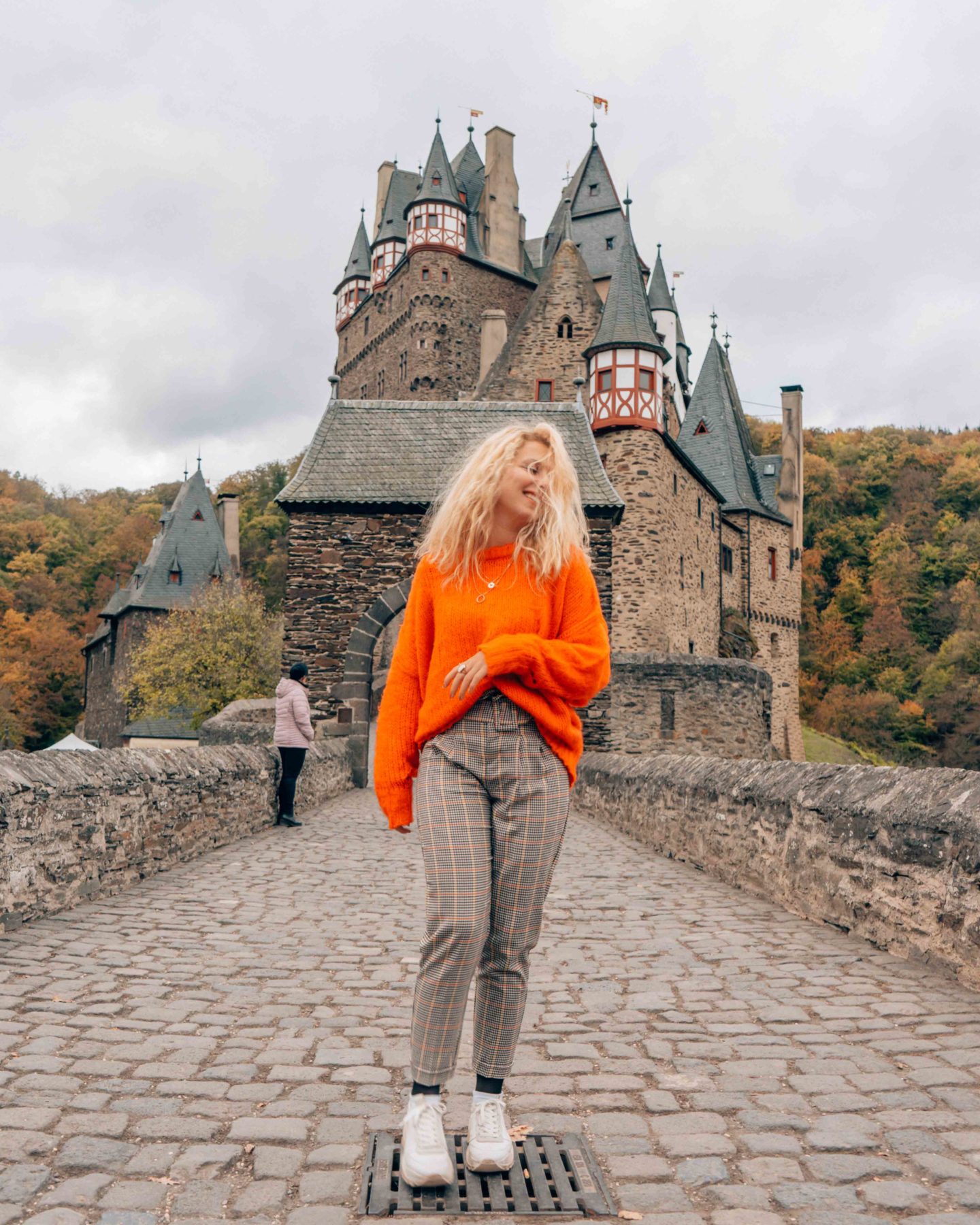 Visit Burg Eltz in Autumn